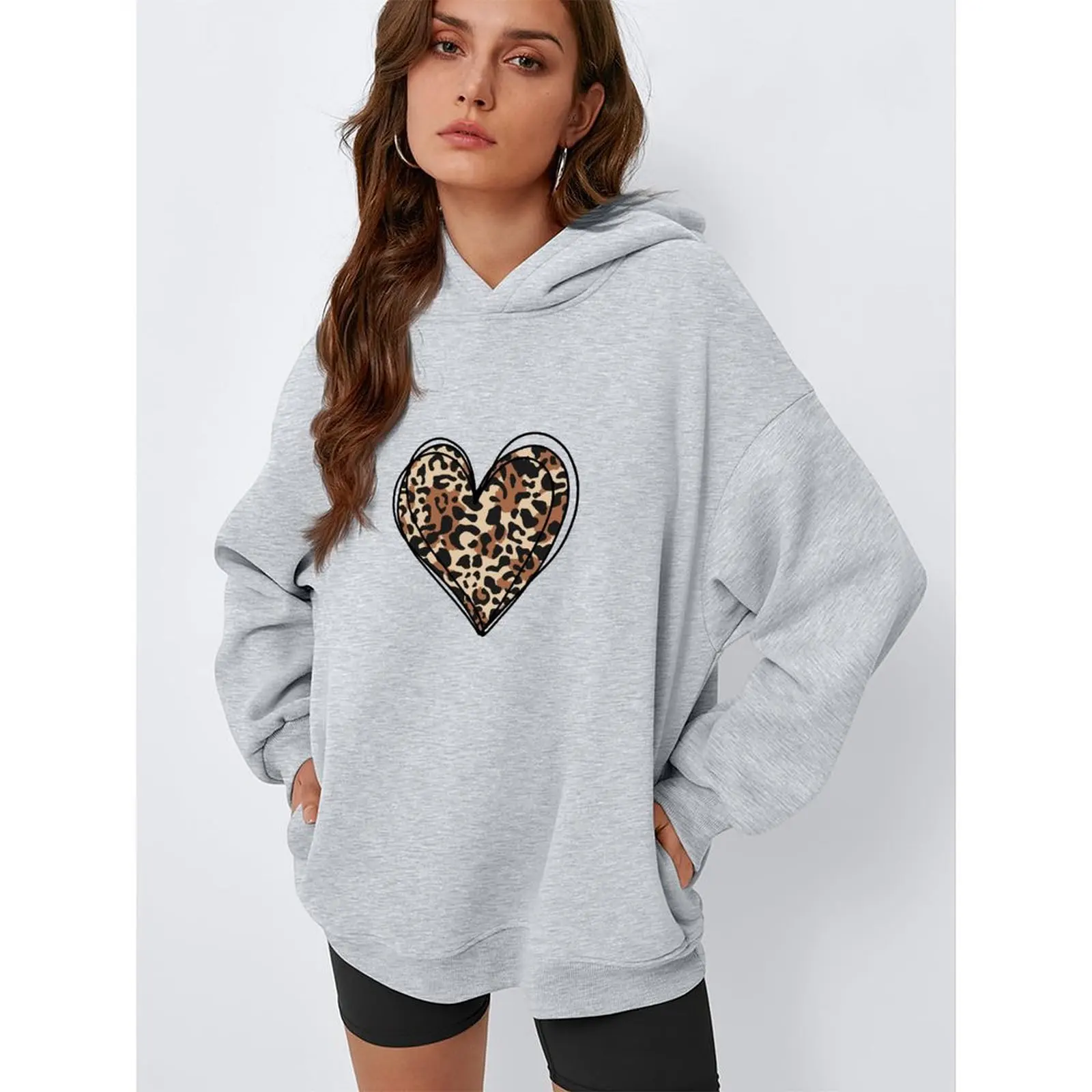 Женские зимние повседневные худи с длинным рукавом из комфортной ткани с леопардовым принтом в форме сердца, женская зимняя одежда 2025
Женские зимние повседневные худи с длинным рукавом из комфортной ткани с леопардовым принтом в форме сердца, женская зимняя одежда 2025