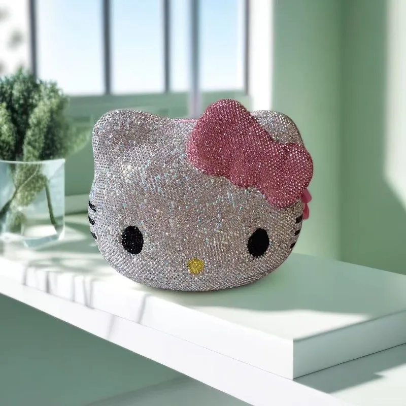 Новая модная универсальная сумка Hello Kitty Diamond Bag в стиле Y2K с бантом и цепочкой, ручной работы, для девочек, подарок на фестиваль
Новая модная универсальная сумка Hello Kitty Diamond Bag в стиле Y2K с бантом и цепочкой, ручной работы, для девочек, подарок на фестиваль