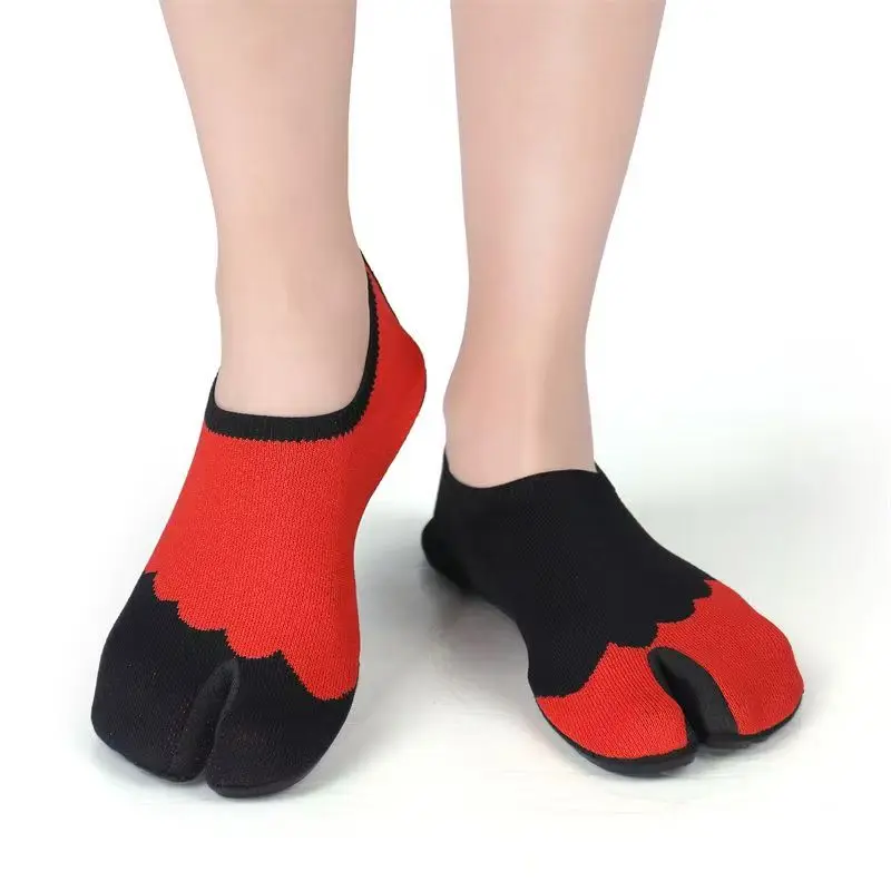 Мужские легкие нескользящие кроссовки для йоги и фитнеса с раздельным носком, большие размеры, для бега на беговеле, скакалки, плавания
Мужские легкие нескользящие кроссовки для йоги и фитнеса с раздельным носком, большие размеры, для бега на беговеле, скакалки, плавания