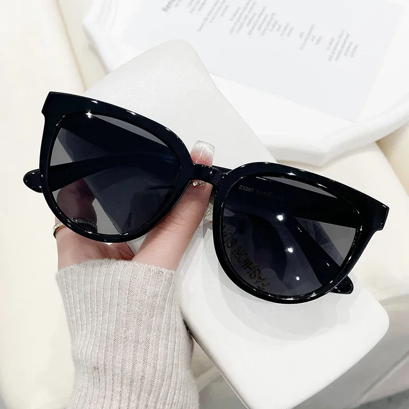 2024 Trendy Korean Small High-end Sunglasses New Retro Round Sunglasses for Women Outdoor UV Resistant Shades UV400 Eyewear
2024 Trendy Korean Small High-end Sunglasses New Retro Round Sunglasses for Women Outdoor UV Resistant Shades UV400 Eyewear
