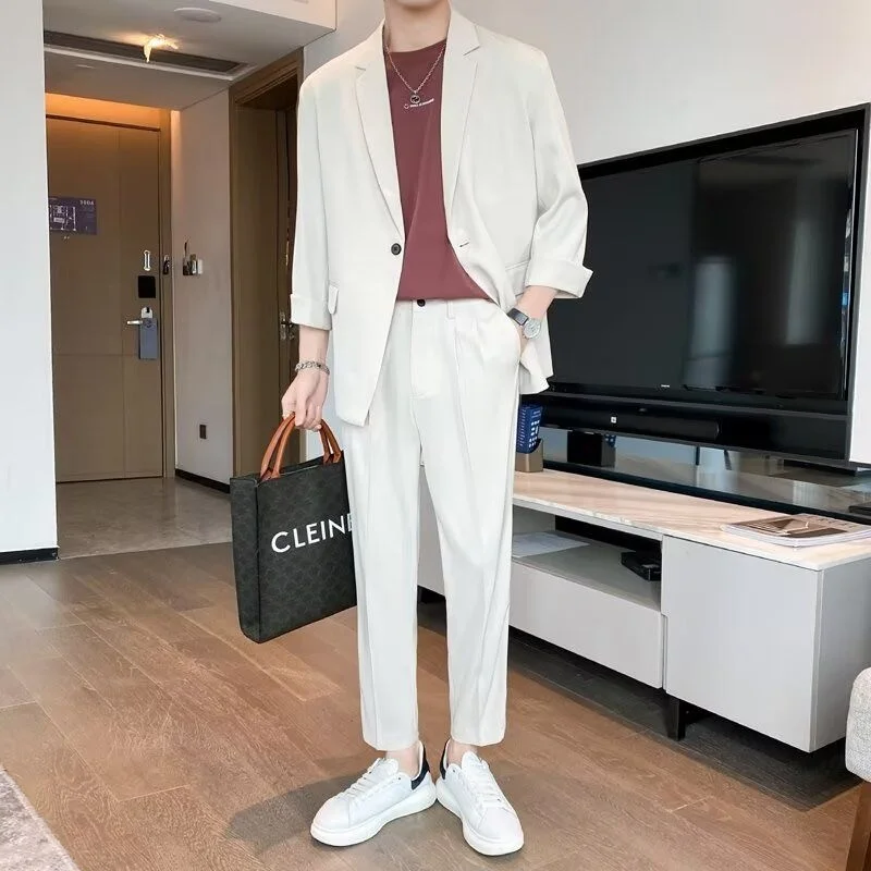 Summer New Style Men's Casual Loose Fit Short Sleeve Suit Korean Trend Loose Seven Sleeve Suit Youth Fashion Business Casual
Summer New Style Men's Casual Loose Fit Short Sleeve Suit Korean Trend Loose Seven Sleeve Suit Youth Fashion Business Casual
