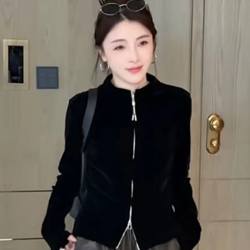 New Light Luxury Velvet Slim Fit Solid Color Versatile Western Style Stand Collar Short Long Sleeve Jacket
New Light Luxury Velvet Slim Fit Solid Color Versatile Western Style Stand Collar Short Long Sleeve Jacket