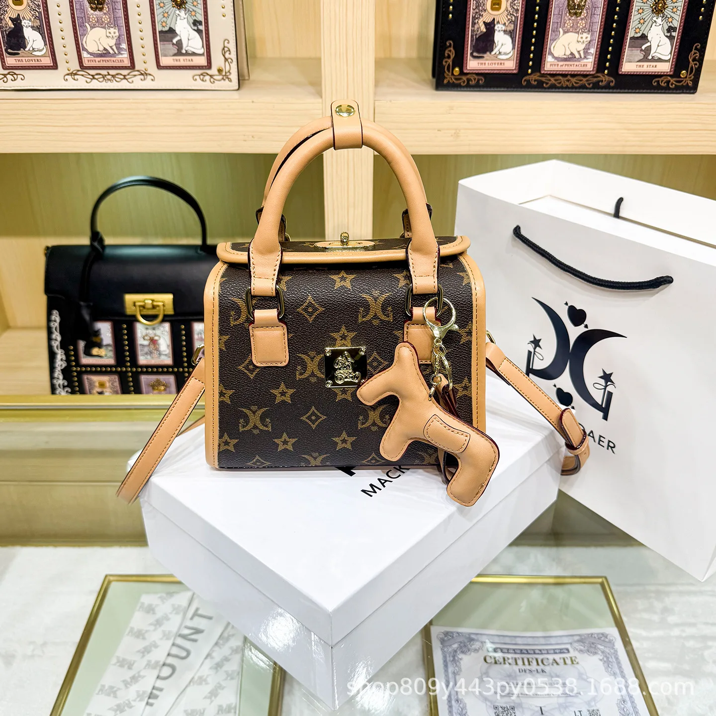 Fashionable Crossbody Bag Handbag For Women Made Of Leather Designed By Luxury Brand Famous Designer Chic Shoulder
Fashionable Crossbody Bag Handbag For Women Made Of Leather Designed By Luxury Brand Famous Designer Chic Shoulder