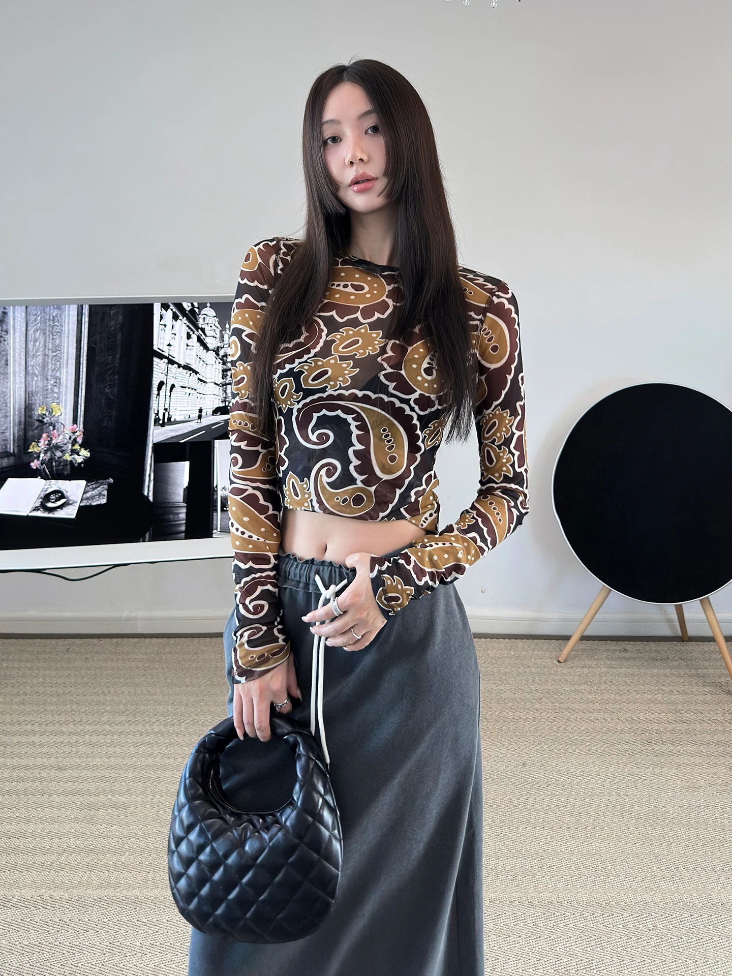 Женская базовая футболка Les Ruelle с цветочным принтом, приталенная, с круглым вырезом и длинным рукавом, модная, прозрачная, для ношения под одеждой, для прогулок
Женская базовая футболка Les Ruelle с цветочным принтом, приталенная, с круглым вырезом и длинным рукавом, модная, прозрачная, для ношения под одеждой, для прогулок