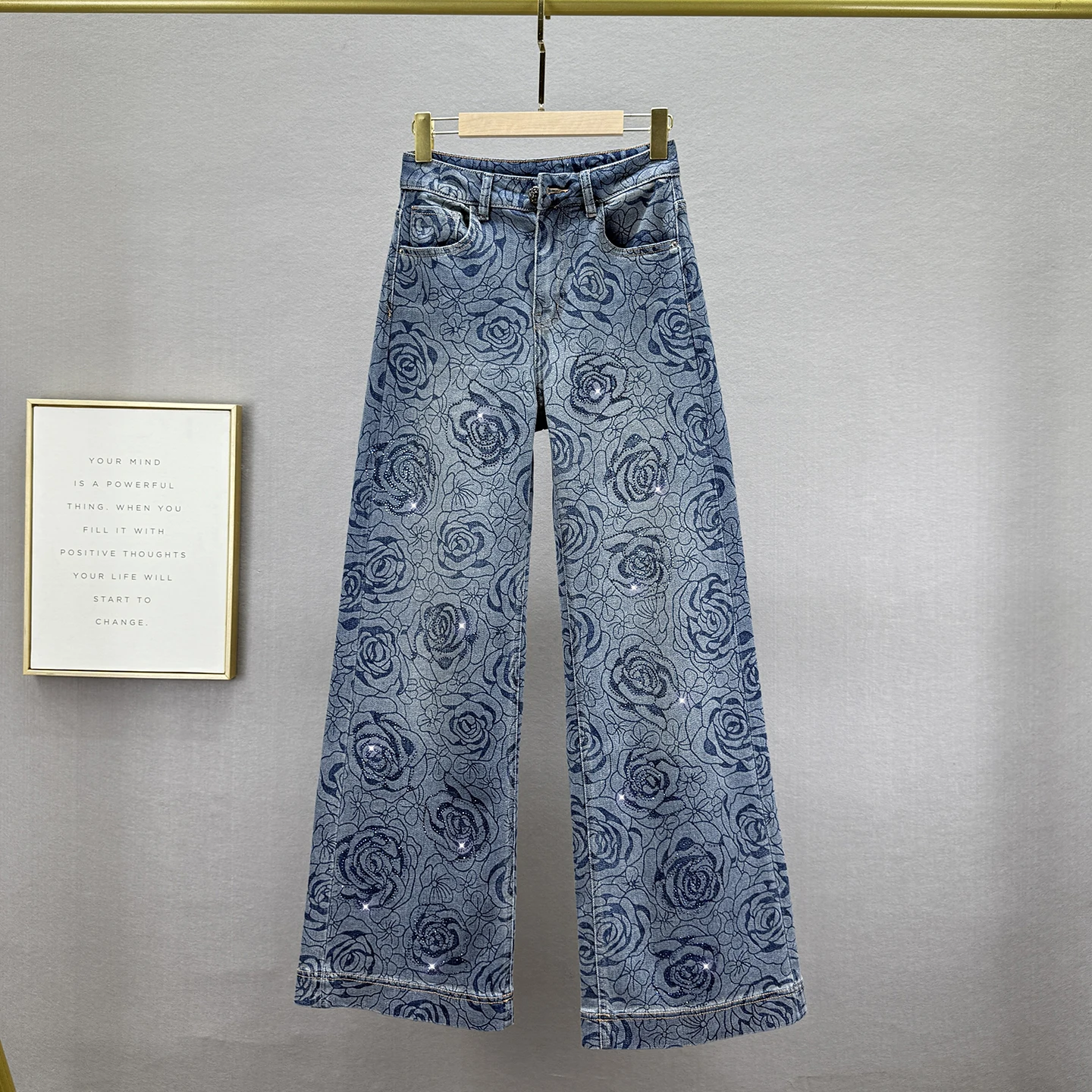 Printed Rhinestone Denim Wide-Leg Pants for Women Trendy 2025 Autumn New High-Waisted Loose European Style Floor-Length Pants
Printed Rhinestone Denim Wide-Leg Pants for Women Trendy 2025 Autumn New High-Waisted Loose European Style Floor-Length Pants