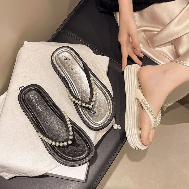 Women's Summer Outdoor Sandals 2026 New Style Beach INS Travel Fashion Versatile Thick Pearl Slippers Casual Slip-On Shoes
Women's Summer Outdoor Sandals 2026 New Style Beach INS Travel Fashion Versatile Thick Pearl Slippers Casual Slip-On Shoes