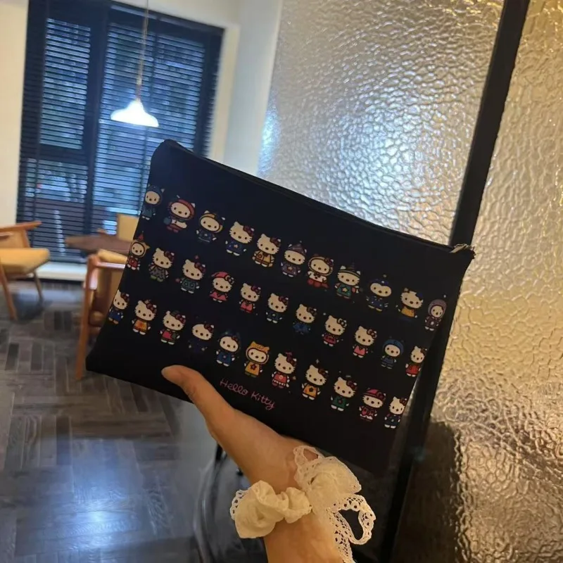 Hello Kitty Makeup Bag Cute kt Anime Black Versatile Women Accessories Card Cosmetics Storage Handbag kawaii Girl Gift Wholesale
Hello Kitty Makeup Bag Cute kt Anime Black Versatile Women Accessories Card Cosmetics Storage Handbag kawaii Girl Gift Wholesale