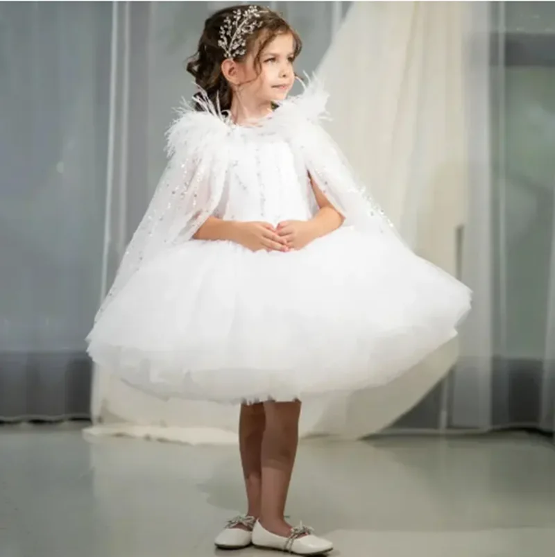 Customized Flower Girl Dresses For Wedding Feather Sequins Shawl Knee Length Little Girl Party First Communion Pageant Gown
Customized Flower Girl Dresses For Wedding Feather Sequins Shawl Knee Length Little Girl Party First Communion Pageant Gown