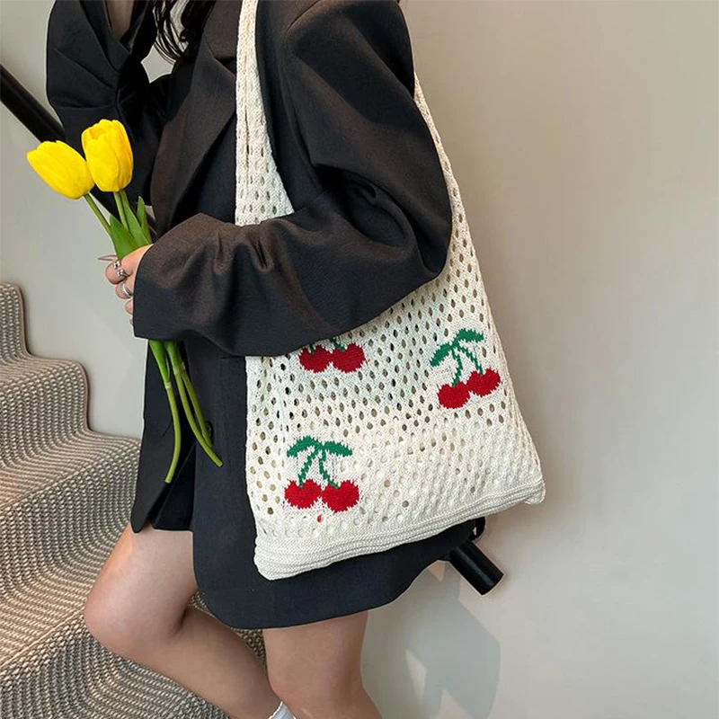 Fashionable Beach Hollow Knitted Shoulder Bag Cute Strawberry Cherry Crochet Beach Bag Large Capacity Ladies Casual Shopping Bag
Fashionable Beach Hollow Knitted Shoulder Bag Cute Strawberry Cherry Crochet Beach Bag Large Capacity Ladies Casual Shopping Bag