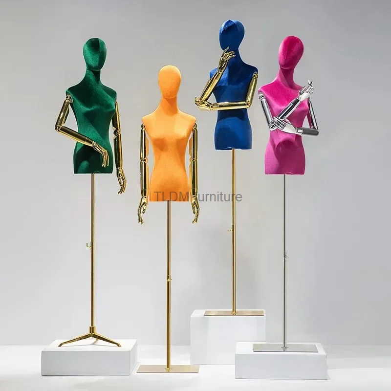 Velvet Female Model Props Women's Clothing Mannequin Frame Window Doll Electroplating Arm Display Stand Adjustable Rack
Velvet Female Model Props Women's Clothing Mannequin Frame Window Doll Electroplating Arm Display Stand Adjustable Rack