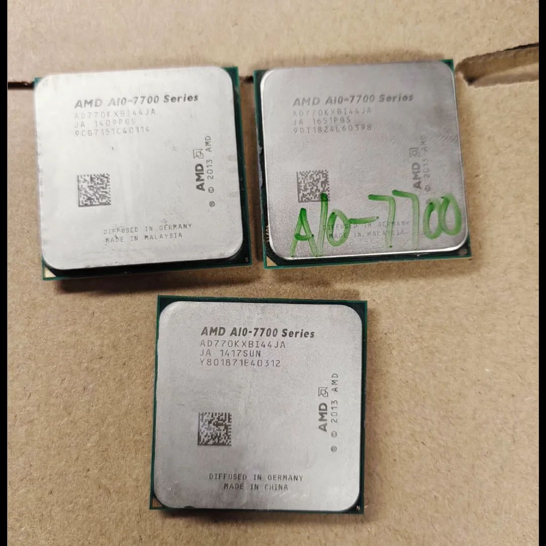 AMD A10 7700K 7700K A10-Series 3,4 GHz использованный четырехъядерный процессор AD770KXBI44JA Socket FM2 +
AMD A10 7700K 7700K A10-Series 3,4 GHz использованный четырехъядерный процессор AD770KXBI44JA Socket FM2 +
