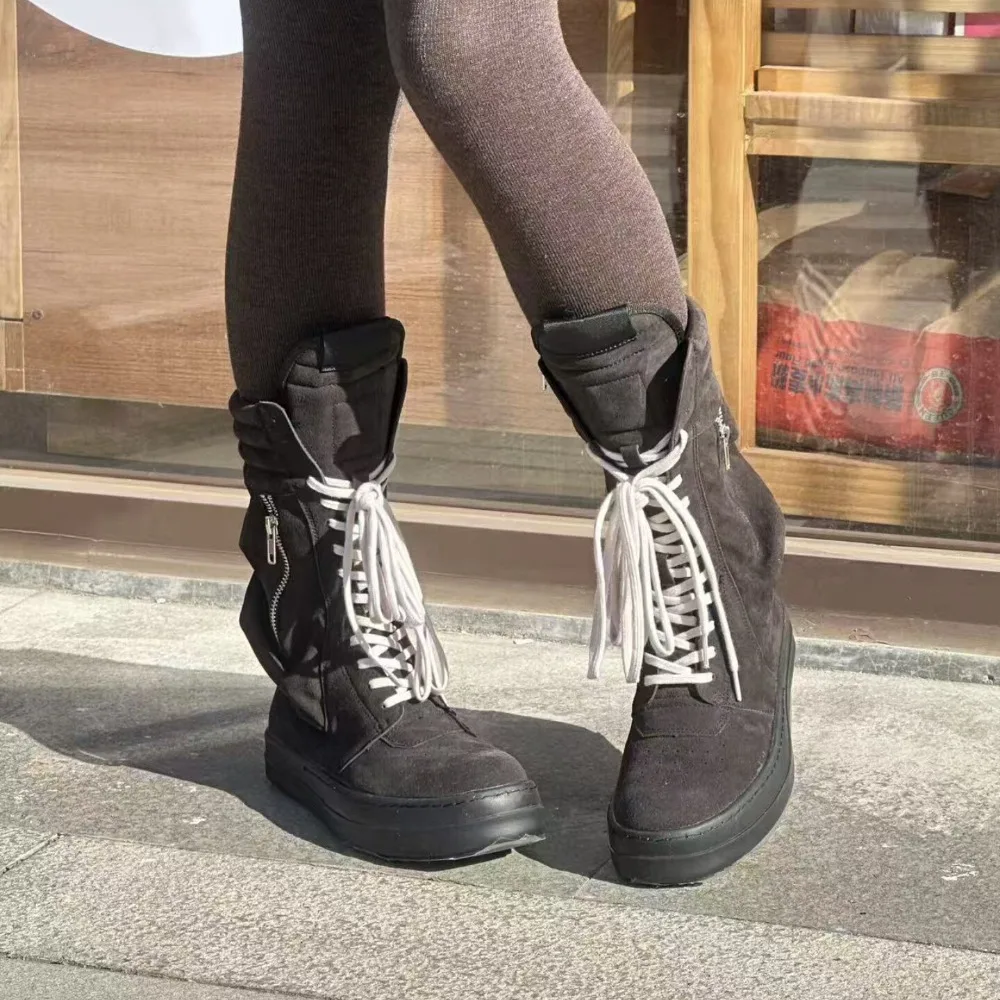 Women's High Top Leather Motorcycle Boots Casual Platform Western Boots Horsehair Luxury Sneakers Lace Up Side Zipper
Women's High Top Leather Motorcycle Boots Casual Platform Western Boots Horsehair Luxury Sneakers Lace Up Side Zipper