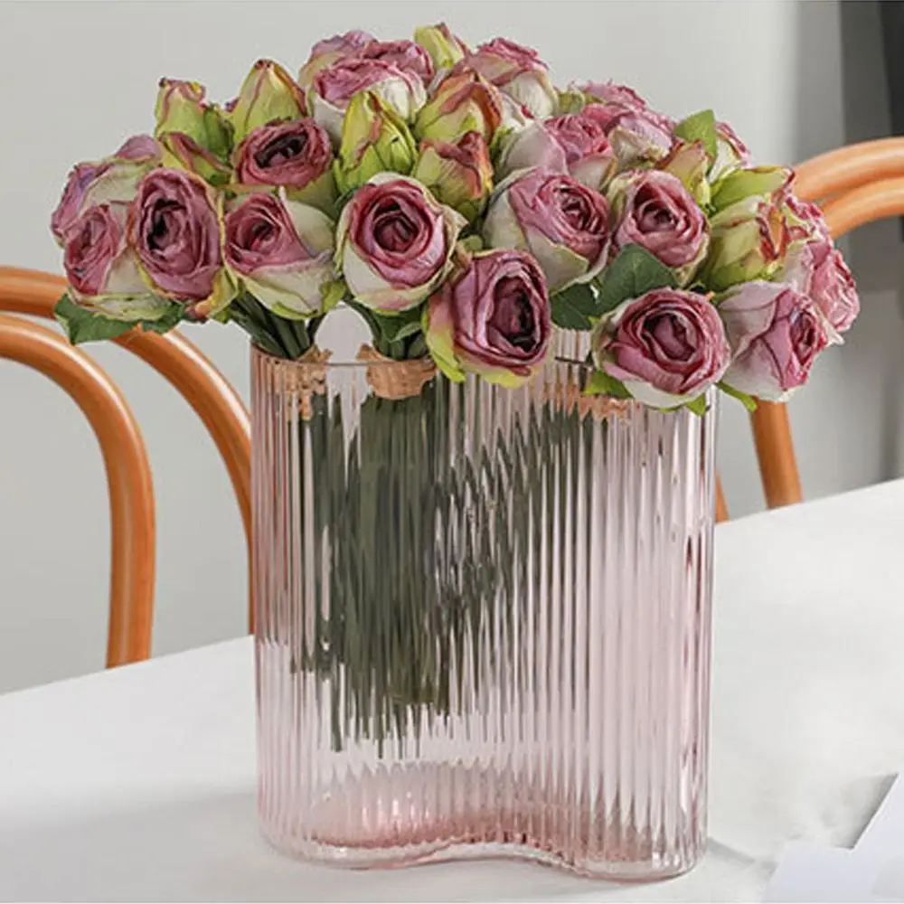 Creative Elegant Artificial Roses Bouquet Plastic Real Touch Silk Rose Flowers Handmade Fake Plants Valentine's Day Gift
Creative Elegant Artificial Roses Bouquet Plastic Real Touch Silk Rose Flowers Handmade Fake Plants Valentine's Day Gift