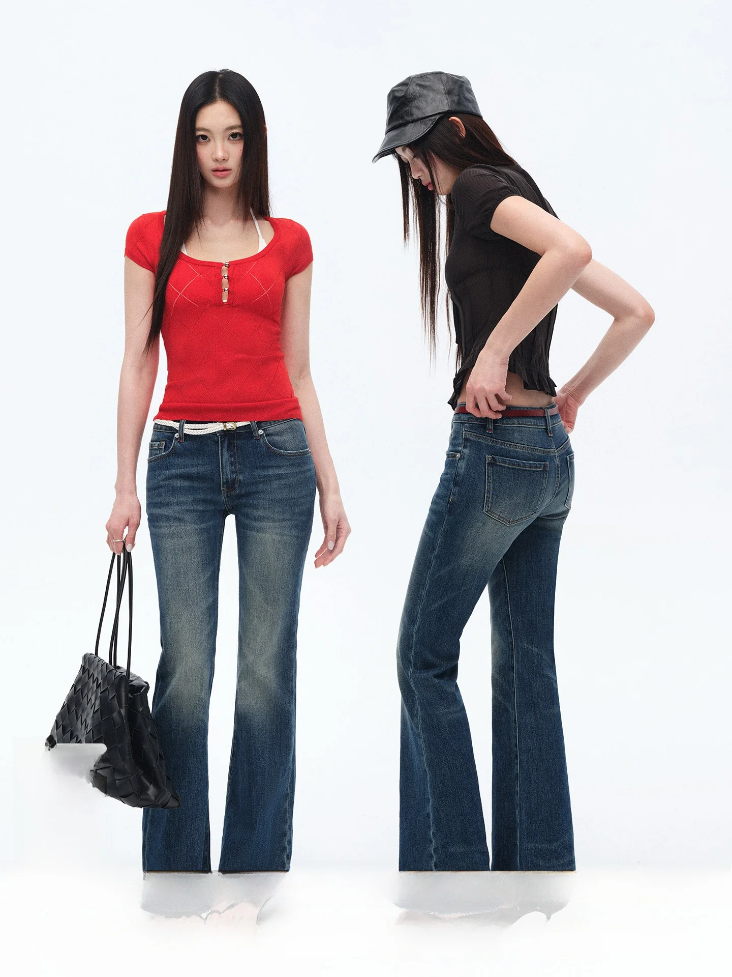 Low Waist Bell Bottom Jeans Retro Blue Faded Cotton Denim High Waist Slimming Frayed Hem American Vintage Style Zipper Closure
Low Waist Bell Bottom Jeans Retro Blue Faded Cotton Denim High Waist Slimming Frayed Hem American Vintage Style Zipper Closure