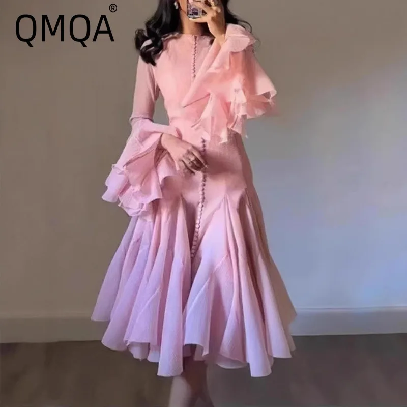 QMQA Fashion Women's Elegant Dress O Neck Long Sleeve Spliced Ruffles Big Swing High Waist Dresses 2025 Female New Clothes QM444
QMQA Fashion Women's Elegant Dress O Neck Long Sleeve Spliced Ruffles Big Swing High Waist Dresses 2025 Female New Clothes QM444