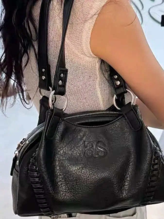 Large Capaci Leather Surface Women's Handbag Underarm Bag Travel Bag Faionable Youth Daily Use Soft Square ape
Large Capaci Leather Surface Women's Handbag Underarm Bag Travel Bag Faionable Youth Daily Use Soft Square ape