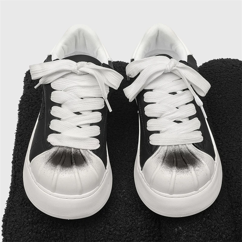 2025 Viral Street Shoes– Edgy Skate Shoes, Retro American Style, Thick Sole, Casual & Fashionable, Hiking-Friendly
2025 Viral Street Shoes– Edgy Skate Shoes, Retro American Style, Thick Sole, Casual & Fashionable, Hiking-Friendly
