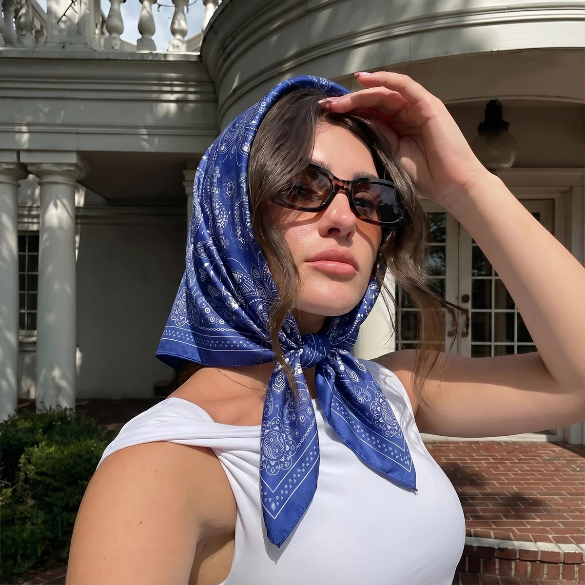 2026 Silk Foulard Luxury 70*70 cm Square Rose Heart Printed Women's Shawl Bandana Small Hair Scarves For Handkerchief Summer
2026 Silk Foulard Luxury 70*70 cm Square Rose Heart Printed Women's Shawl Bandana Small Hair Scarves For Handkerchief Summer