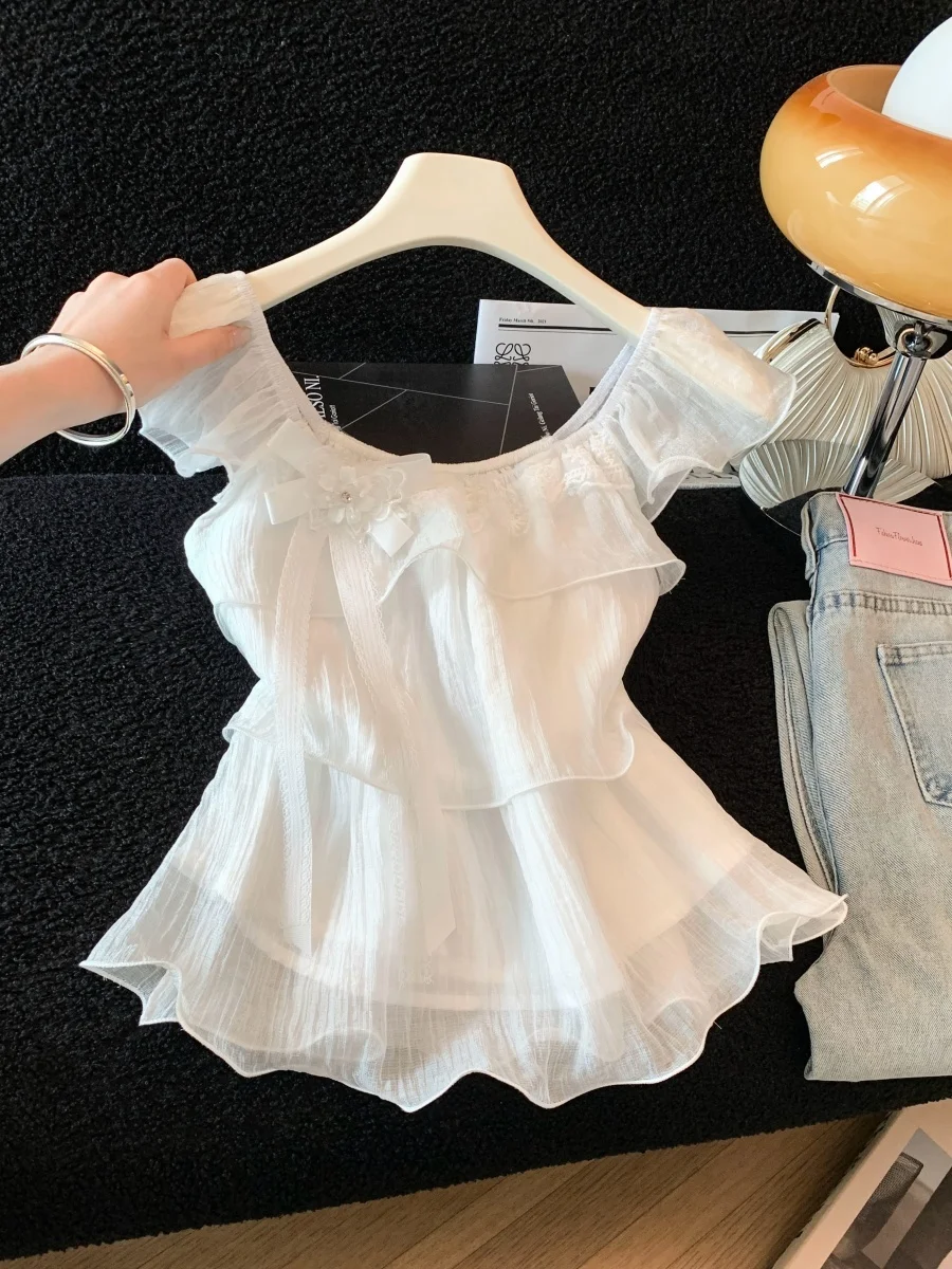 White Lace Trim Belted Flounce Sleeve Chiffon Top Women's Fashion Summer Slimming Slim Fit Cute Style Sweet Wind Blouse
White Lace Trim Belted Flounce Sleeve Chiffon Top Women's Fashion Summer Slimming Slim Fit Cute Style Sweet Wind Blouse
