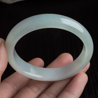 Natural Myanmar Jade 54mm-62mm bracelet exquisite princess bracelet to send girlfriend to send mother Hetian jade
Natural Myanmar Jade 54mm-62mm bracelet exquisite princess bracelet to send girlfriend to send mother Hetian jade