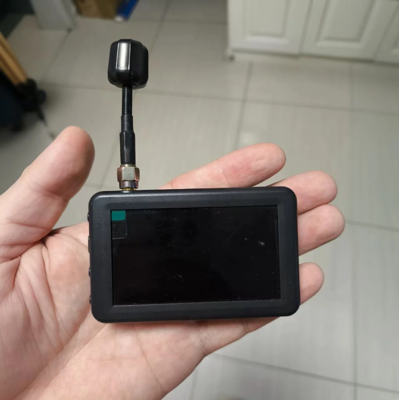 5.8G 40CH 3Inch LCD Display 480x320 FPV Monitor Build-in Battery Auto Search For RC Multicopter FPV Drone Automatic Search
5.8G 40CH 3Inch LCD Display 480x320 FPV Monitor Build-in Battery Auto Search For RC Multicopter FPV Drone Automatic Search