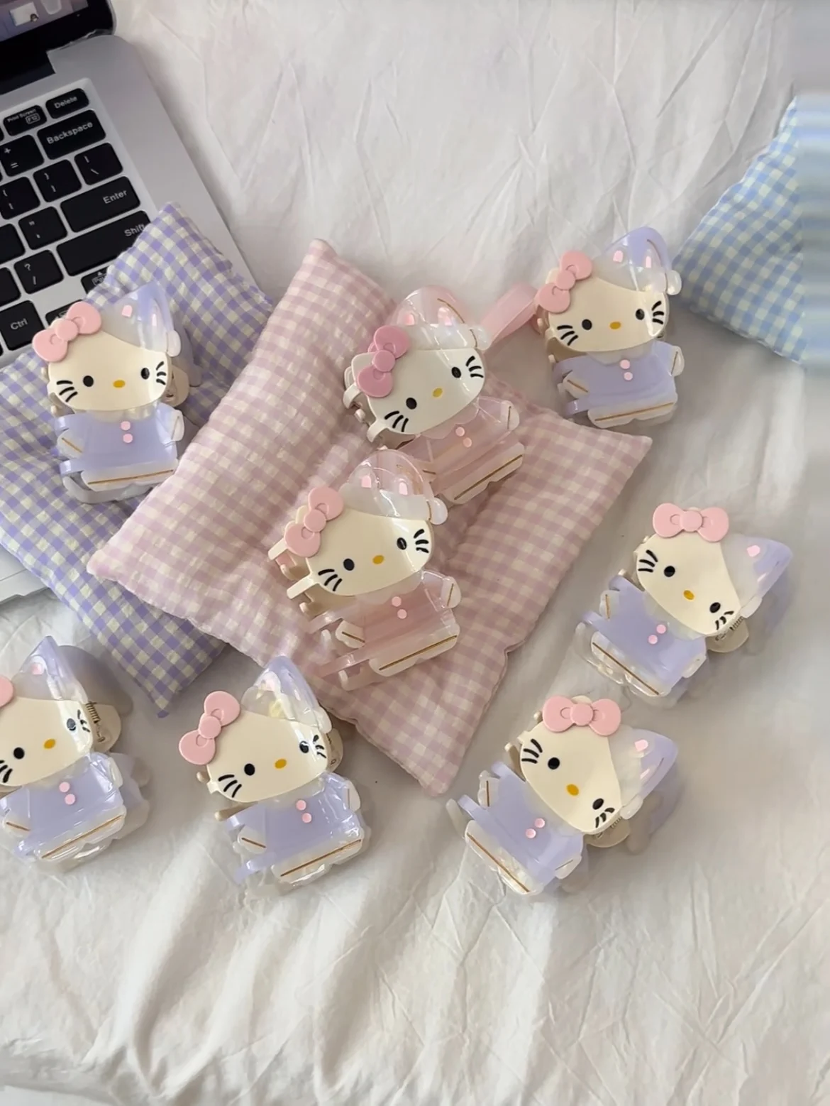 Sanrio Cute Hello Kitty Hair Claw Clip Macaron Pastel Pink Girly Hair Accessory Daily Makeup Wash Face Exquisite Shark Clip Gift
Sanrio Cute Hello Kitty Hair Claw Clip Macaron Pastel Pink Girly Hair Accessory Daily Makeup Wash Face Exquisite Shark Clip Gift