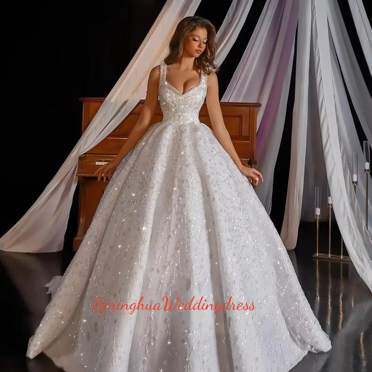 Customized Wedding Dresse V Neck Spaghetti Straps Beads Wedding Gowns Luxury Appliques Brides Dresses Party DeVestidos De Novia
Customized Wedding Dresse V Neck Spaghetti Straps Beads Wedding Gowns Luxury Appliques Brides Dresses Party DeVestidos De Novia