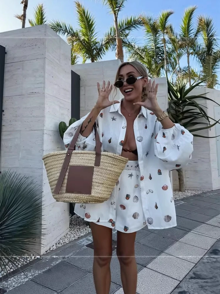 Loose Beach Outfits Women Group Of Pants Suit Ladies Shell Print Button Long Sleeve Blouse&Shorts Set Summer Elegant Two Piece
Loose Beach Outfits Women Group Of Pants Suit Ladies Shell Print Button Long Sleeve Blouse&Shorts Set Summer Elegant Two Piece