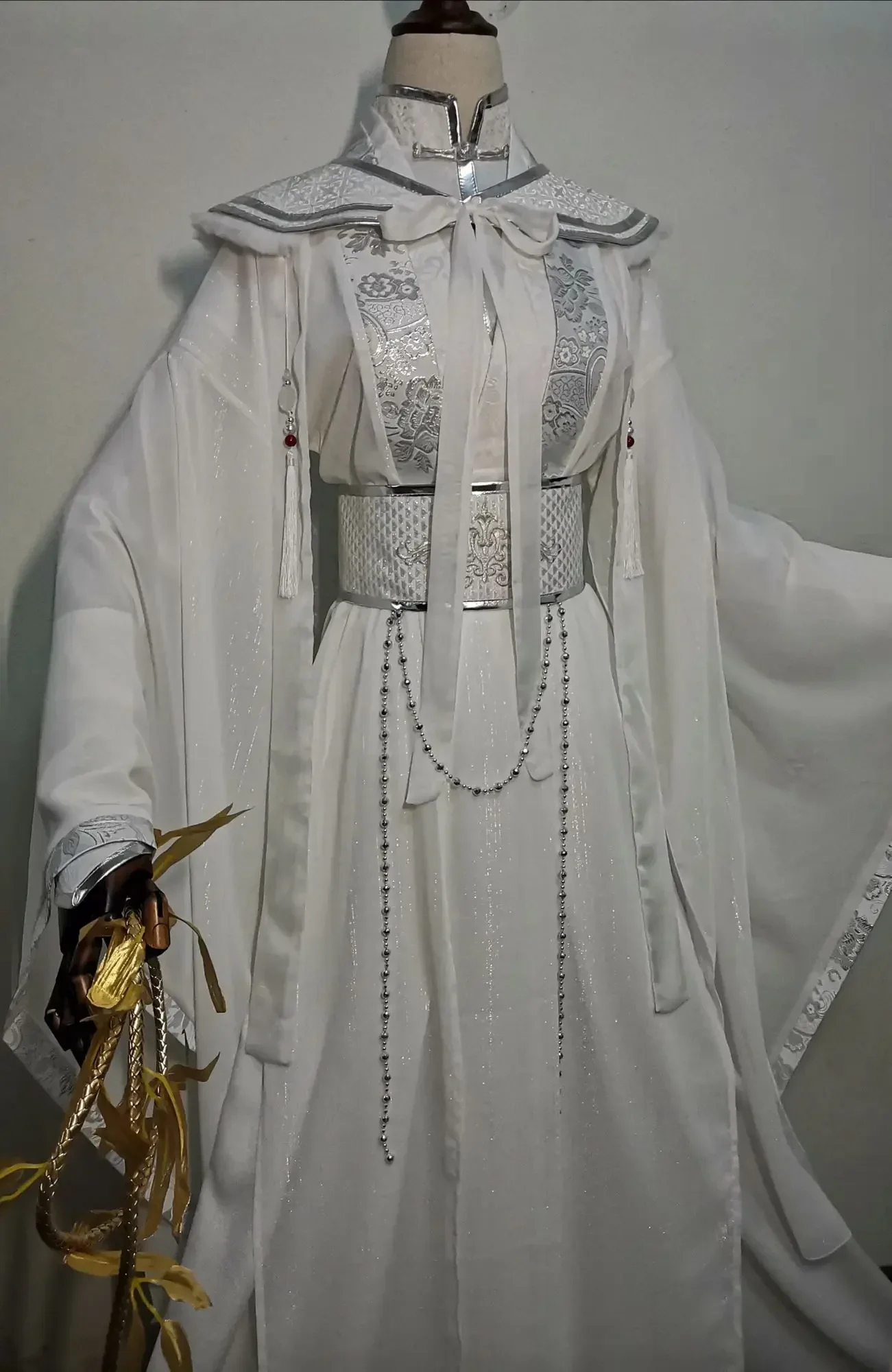 Anime Tian Guan Ci Fu Xie Lian Er Ha Chuwanning Cosplay Costume Halloween Carnival Cosplay Party Props Accessories
Anime Tian Guan Ci Fu Xie Lian Er Ha Chuwanning Cosplay Costume Halloween Carnival Cosplay Party Props Accessories