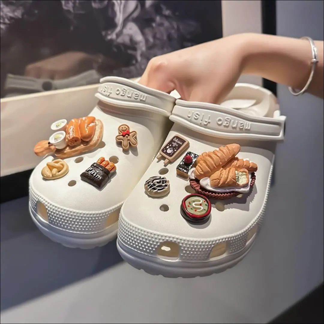 MINISO Cartoon imitate Bread 3D Stereo Hole shoe accessories Shoe Charms DIY Detachable Soft Rubber Shoe Decorations
MINISO Cartoon imitate Bread 3D Stereo Hole shoe accessories Shoe Charms DIY Detachable Soft Rubber Shoe Decorations