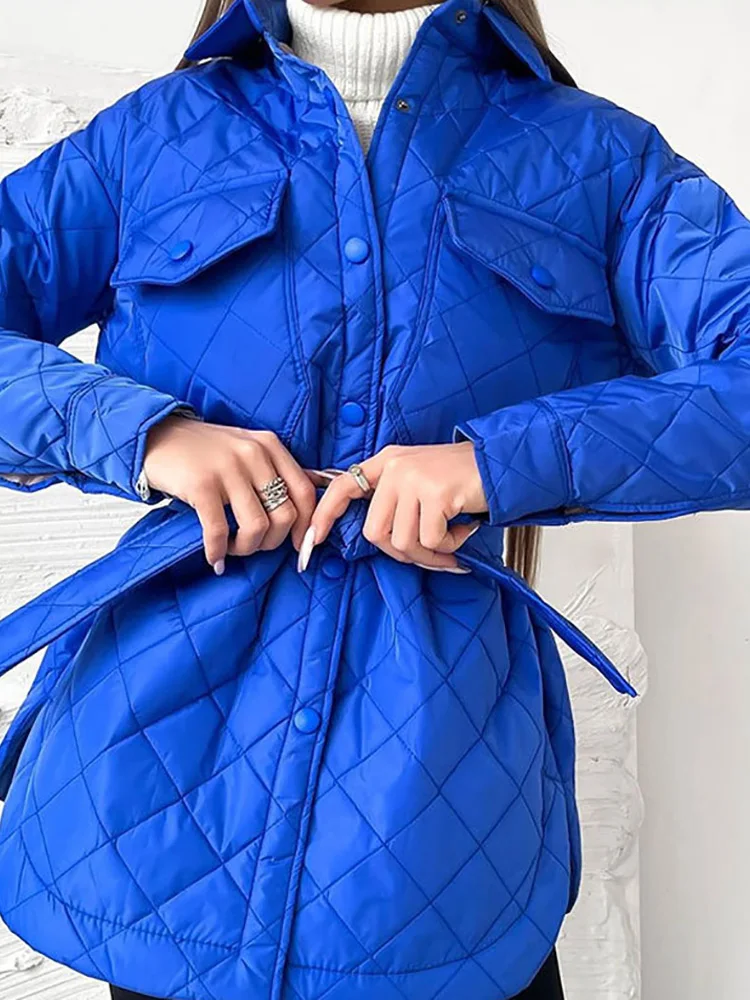 Cotton-Padded Coats Women 2022 Autumn Winter Solid Turn-Down Collar Long Sleeve Ladies Cardigan Jacket Fashion Belt Streetwear
Cotton-Padded Coats Women 2022 Autumn Winter Solid Turn-Down Collar Long Sleeve Ladies Cardigan Jacket Fashion Belt Streetwear