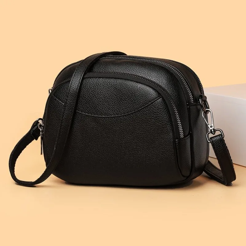 High-End Designer Trendy Classic Diaper Bag For Women Letter Logo Leather Tote With Fashionable Vintage Crossbody Shoulder
High-End Designer Trendy Classic Diaper Bag For Women Letter Logo Leather Tote With Fashionable Vintage Crossbody Shoulder