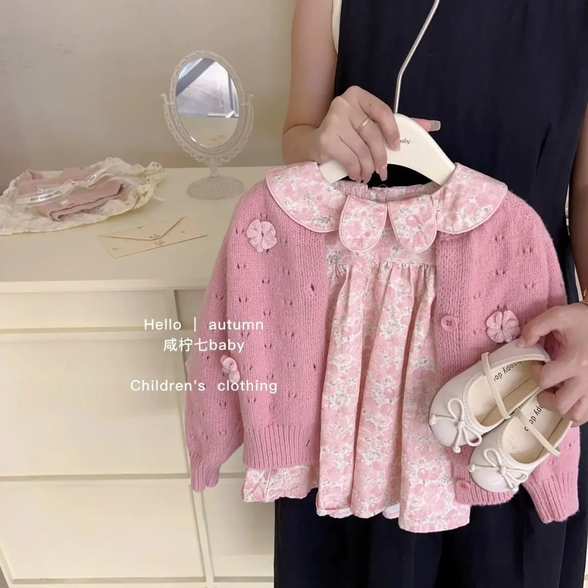 Winter Autumn Warm Korean style Princess baby Girls Cotton Pink Sweet lape Floral dress+ Sweater Coat 2Pcs Suits cute kids casua
Winter Autumn Warm Korean style Princess baby Girls Cotton Pink Sweet lape Floral dress+ Sweater Coat 2Pcs Suits cute kids casua