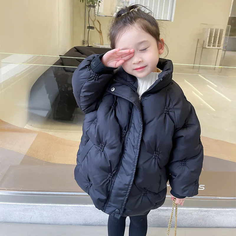 Girls' Cotton Jacket Winter Thickened 2023 New Children's Stand Collar Zipper Warm Coat Korean Girls Loose Cotton-padded Jacket
Girls' Cotton Jacket Winter Thickened 2023 New Children's Stand Collar Zipper Warm Coat Korean Girls Loose Cotton-padded Jacket