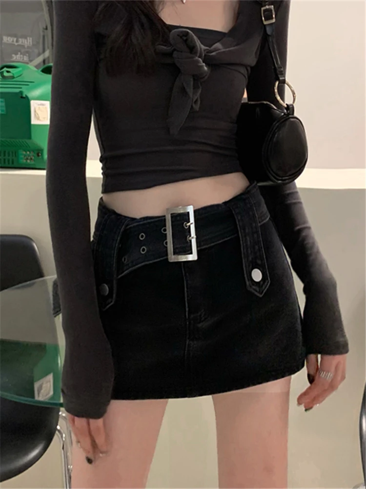 Джинсовая юбка с высокой талией для женщин, осенняя модная укороченная юбка-шорты, стройнящая, стильная, для фигуры типа «груша», корректирующая контуры тела
Джинсовая юбка с высокой талией для женщин, осенняя модная укороченная юбка-шорты, стройнящая, стильная, для фигуры типа «груша», корректирующая контуры тела