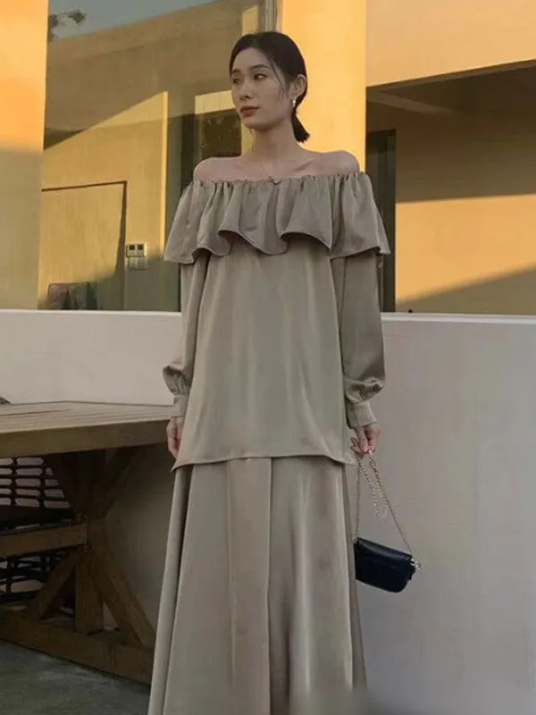 Elegant Off-Shoulder Two-Piece Set Women's Early Spring Loose Slimming Lace Trim Shoulder Bared Half Skirt Long Sleeve
Elegant Off-Shoulder Two-Piece Set Women's Early Spring Loose Slimming Lace Trim Shoulder Bared Half Skirt Long Sleeve