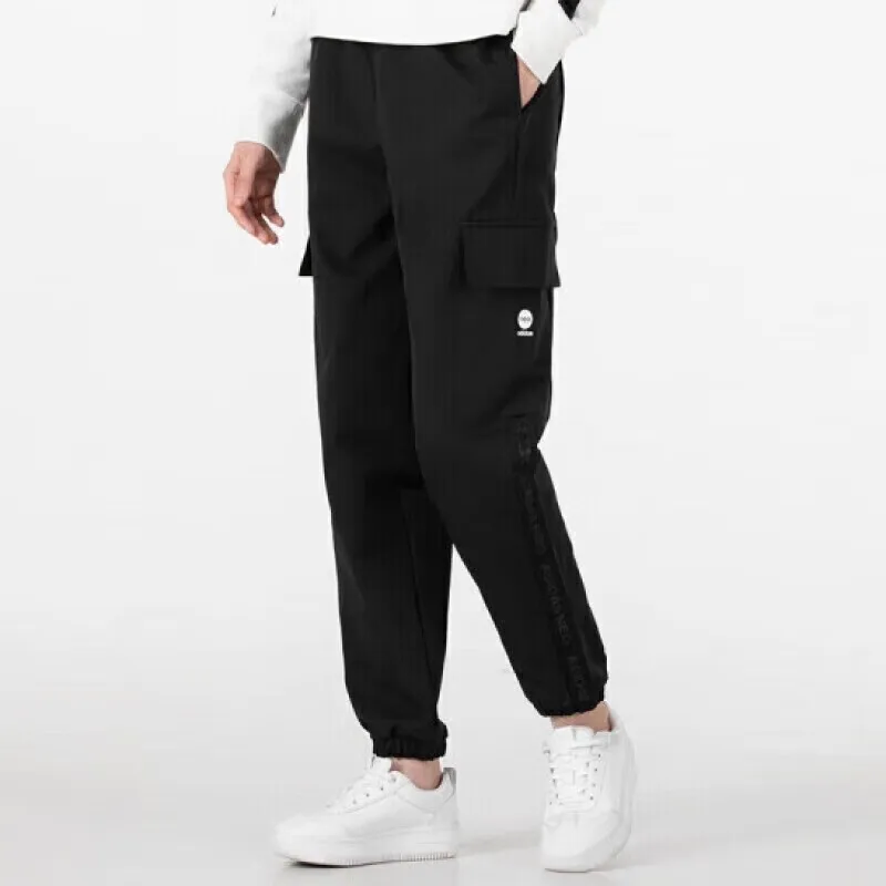 Adidas Black Cargo — стильные брюки-джоггеры с завязками на талии и брендовой маркировкой — функциональные и стильные для повседневного использования и спортивных L
Adidas Black Cargo — стильные брюки-джоггеры с завязками на талии и брендовой маркировкой — функциональные и стильные для повседневного использования и спортивных L