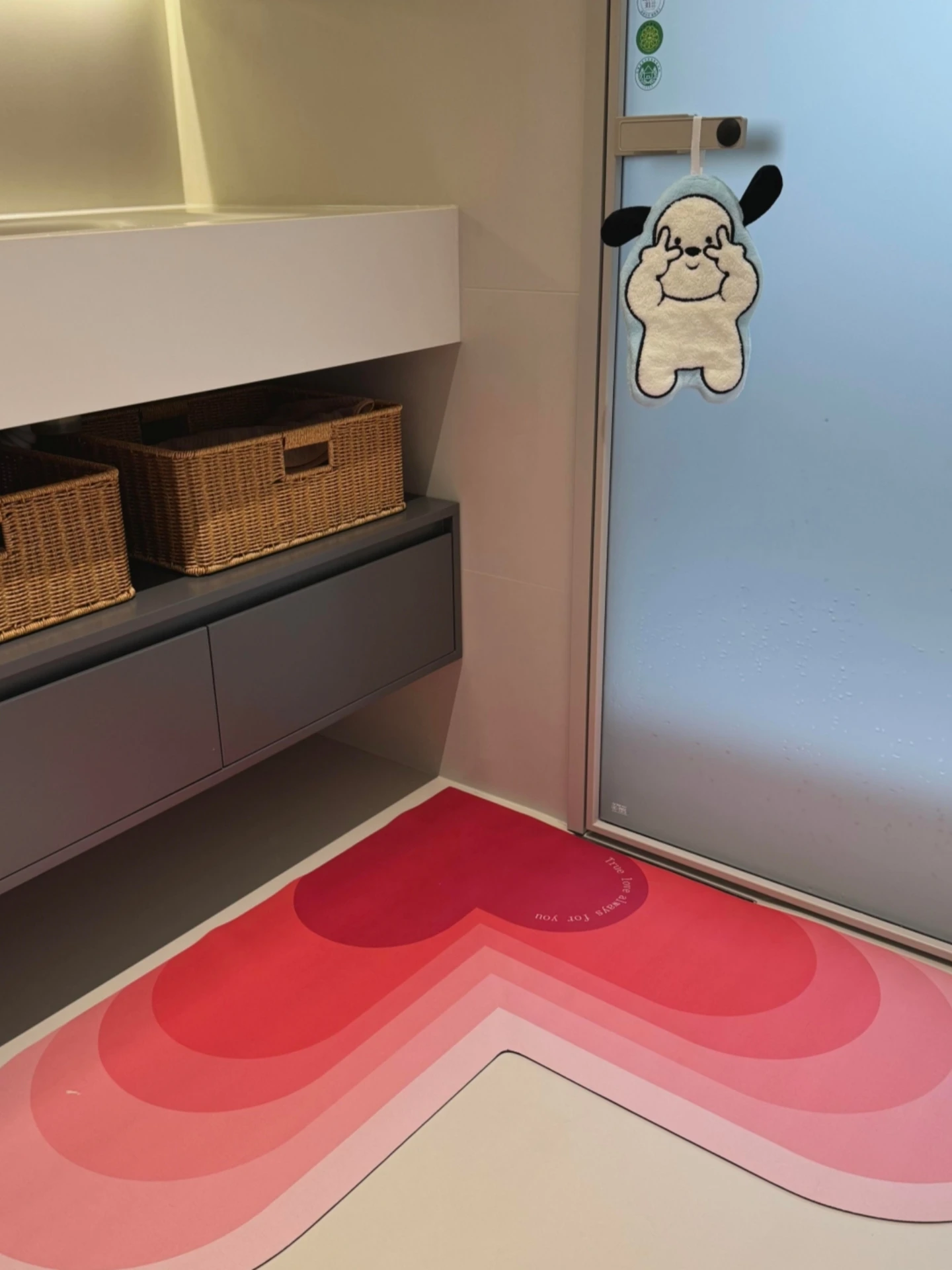 Коврик для ванной комнаты Batoom L-образный, противоскользящий, быстросохнущий, силиконовый, влаговпитывающий, для использования в ванной, нескользящий, для домашнего декора
Коврик для ванной комнаты Batoom L-образный, противоскользящий, быстросохнущий, силиконовый, влаговпитывающий, для использования в ванной, нескользящий, для домашнего декора