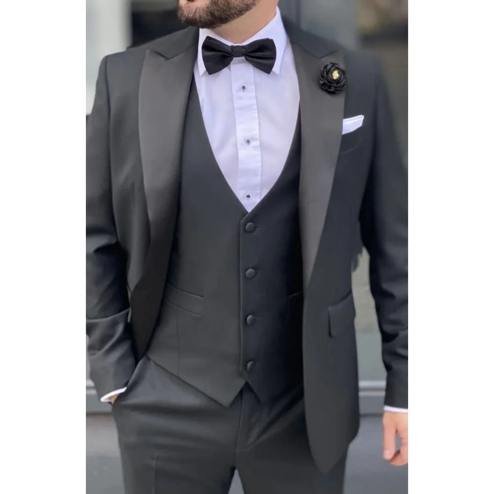 Chic Solid Men Suits Three Piece Fashion Peak Lapel Single Breasted Wedding Tuxedo Office Business Casual Slim Male Suit
Chic Solid Men Suits Three Piece Fashion Peak Lapel Single Breasted Wedding Tuxedo Office Business Casual Slim Male Suit
