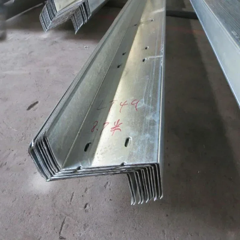 # Высокое качество толщиной 2-3 мм, холодный, горячий, оцинкованный, C/U/Z, канал на крыше Purlin для строительства
# Высокое качество толщиной 2-3 мм, холодный, горячий, оцинкованный, C/U/Z, канал на крыше Purlin для строительства