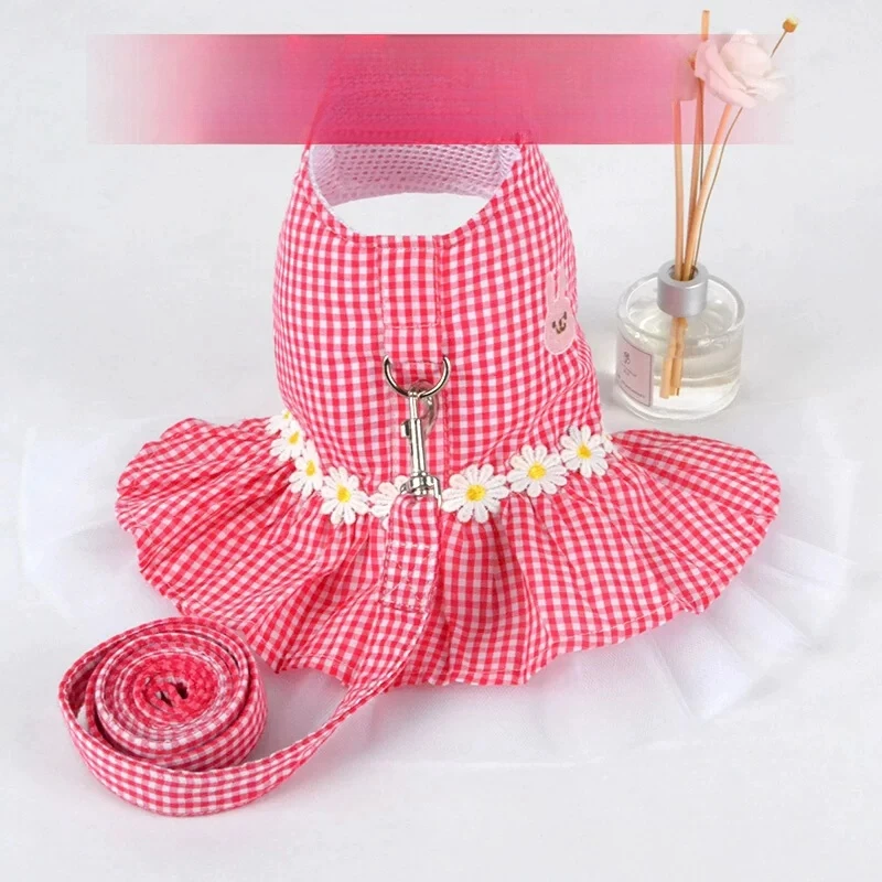 Dog Traction Rope Chest Strap Small Dog Set Princess Pet Cat Plaid Clothes Walking Dog Rope
Dog Traction Rope Chest Strap Small Dog Set Princess Pet Cat Plaid Clothes Walking Dog Rope