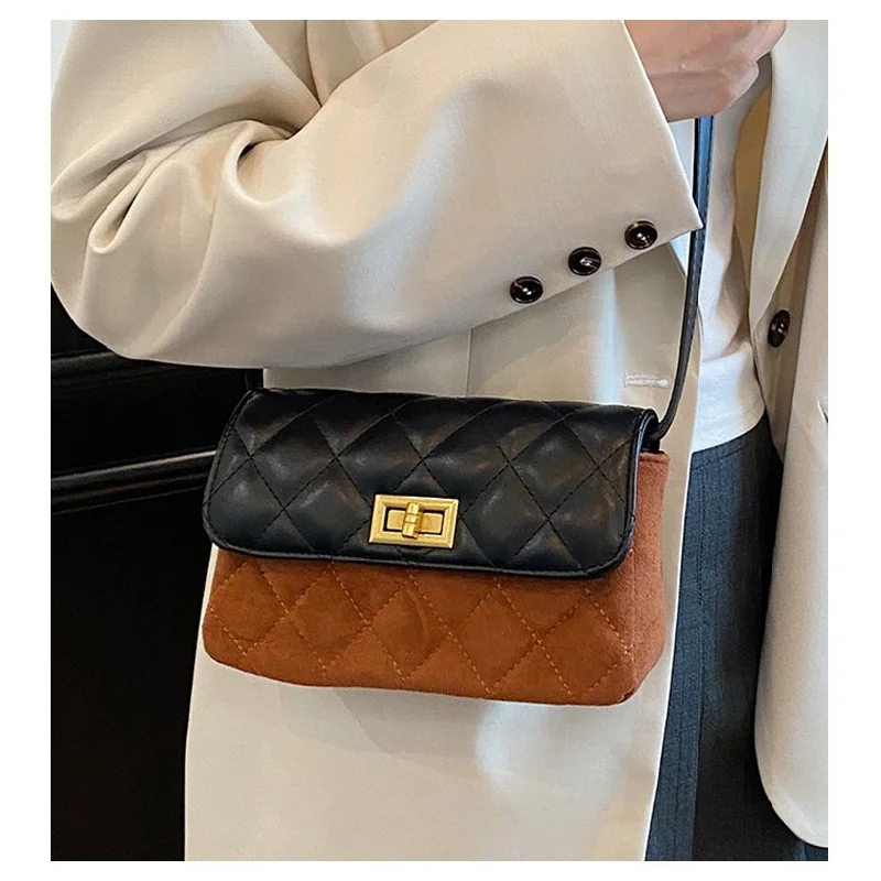 Luxury Women's Hand Bags Made Of Premium Leather Boasting Trendy Vintage High-End Spacious Daily Look
Luxury Women's Hand Bags Made Of Premium Leather Boasting Trendy Vintage High-End Spacious Daily Look
