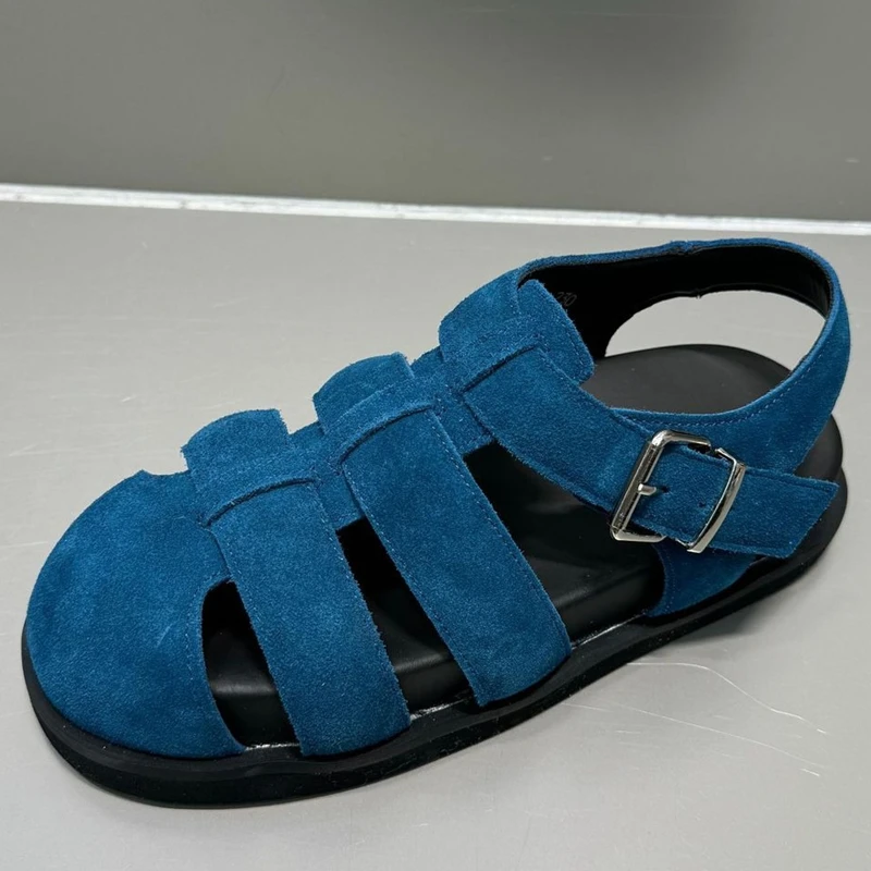 AUTUSPIN Retro Women Genuine Leather Flat Sandals Fashion Comfort Casual Buckles Shoes Woman Summer Hollow Out Sandals Round Toe
AUTUSPIN Retro Women Genuine Leather Flat Sandals Fashion Comfort Casual Buckles Shoes Woman Summer Hollow Out Sandals Round Toe