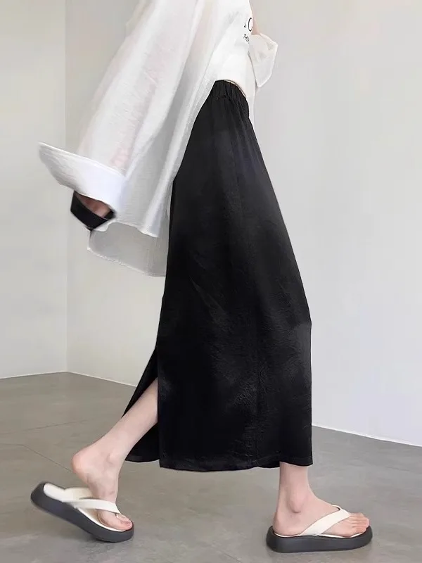 plus Size Women's Black Satin Texture Skirt Korean Style A-Line Midi Skirt Summer New Arrival High Waist Casual Wear
plus Size Women's Black Satin Texture Skirt Korean Style A-Line Midi Skirt Summer New Arrival High Waist Casual Wear