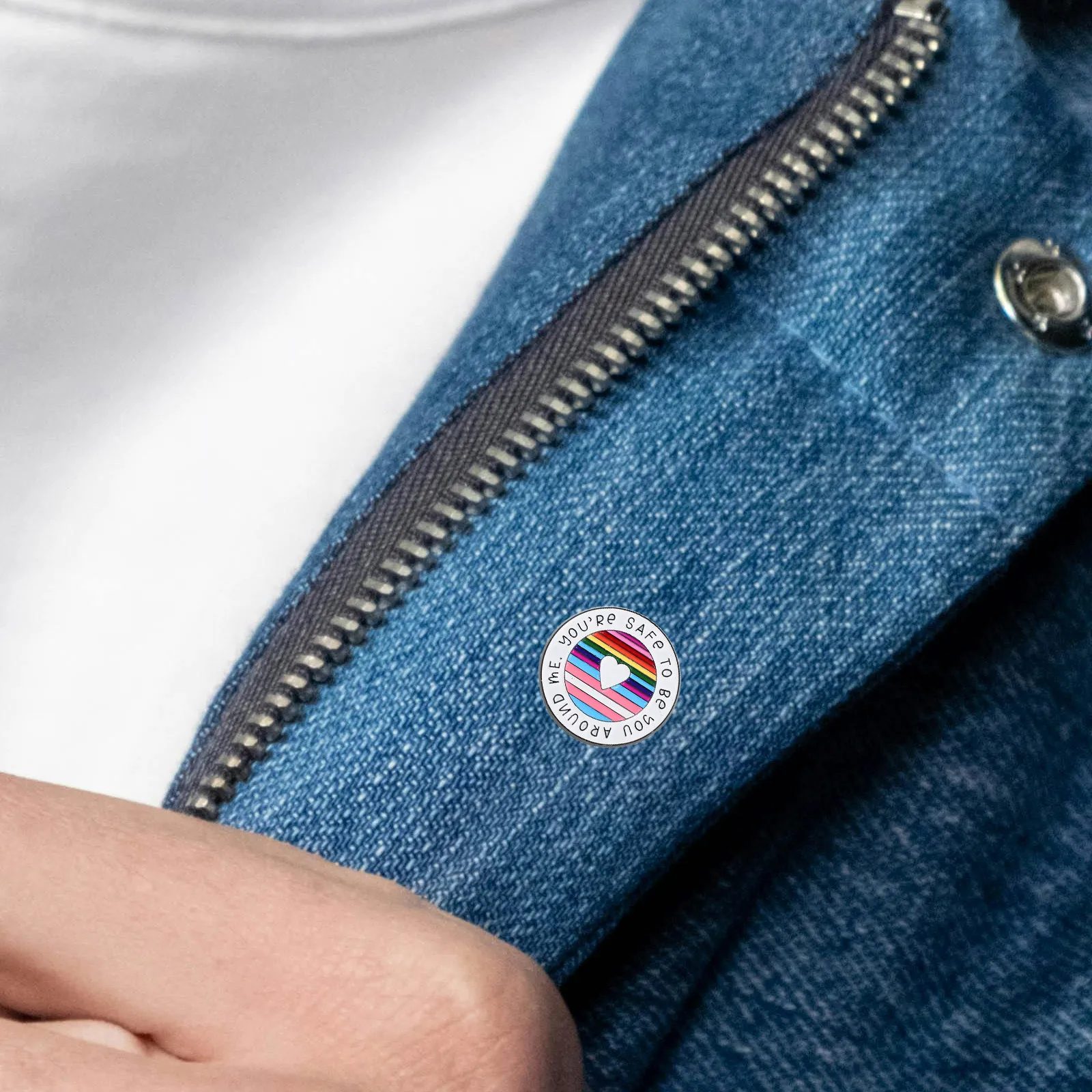 3Pcs Metal Enamel Rainbow Lapel Pins Pride Badge Brooch Decorative Collar Pins for Clothes Hats Backpacks Jewelry
3Pcs Metal Enamel Rainbow Lapel Pins Pride Badge Brooch Decorative Collar Pins for Clothes Hats Backpacks Jewelry