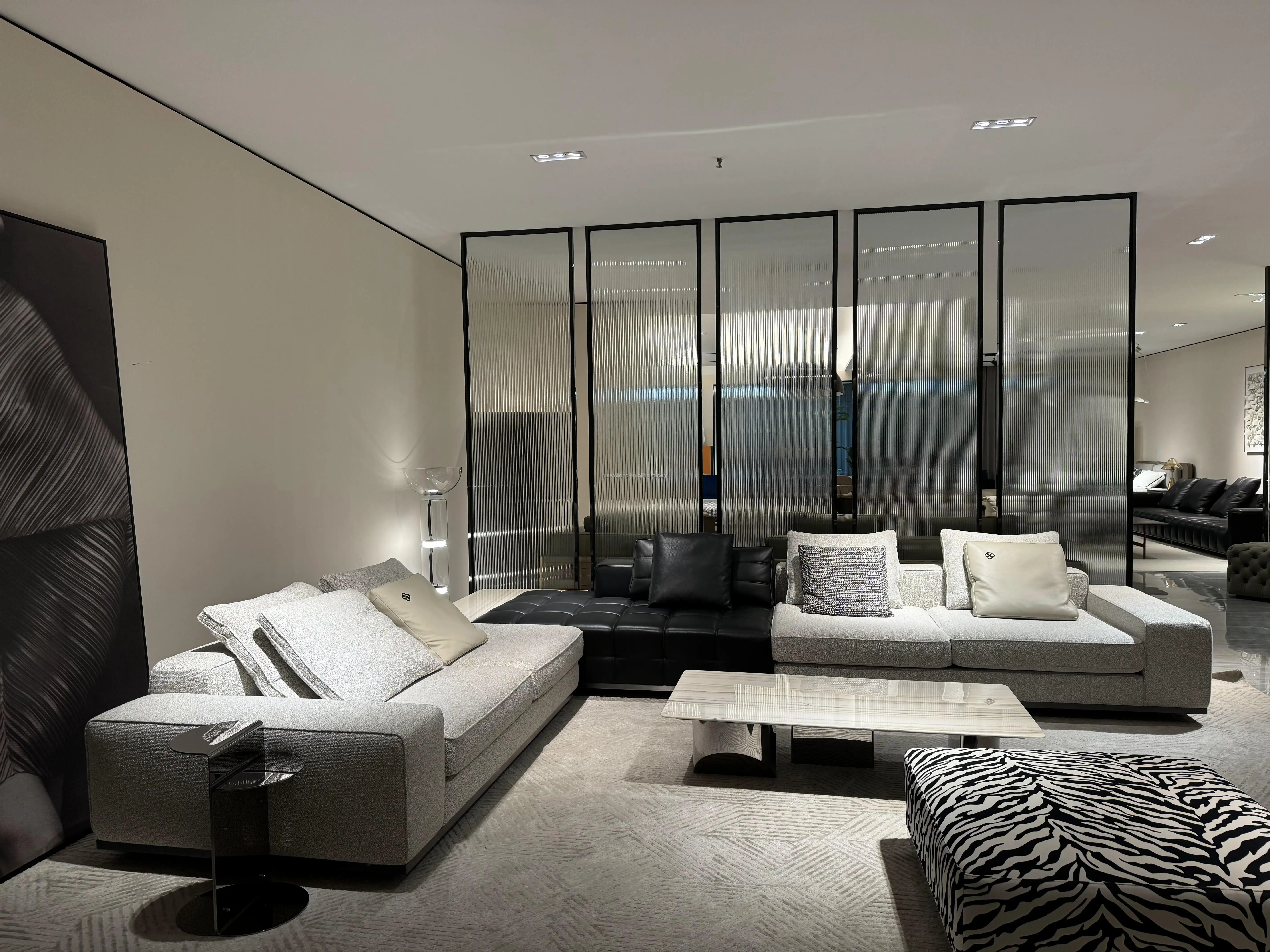 #Fabrics Comfortable Luxury Sofa Modern Sectional Sofas Couches Luxury Living Room Sofa
#Fabrics Comfortable Luxury Sofa Modern Sectional Sofas Couches Luxury Living Room Sofa