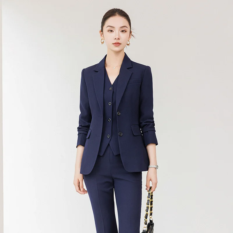 2025Autumn Winter Women's Professional Suit High-end Gray Professional Interview Formal Slim Fit Classic Two-button Blazer
2025Autumn Winter Women's Professional Suit High-end Gray Professional Interview Formal Slim Fit Classic Two-button Blazer