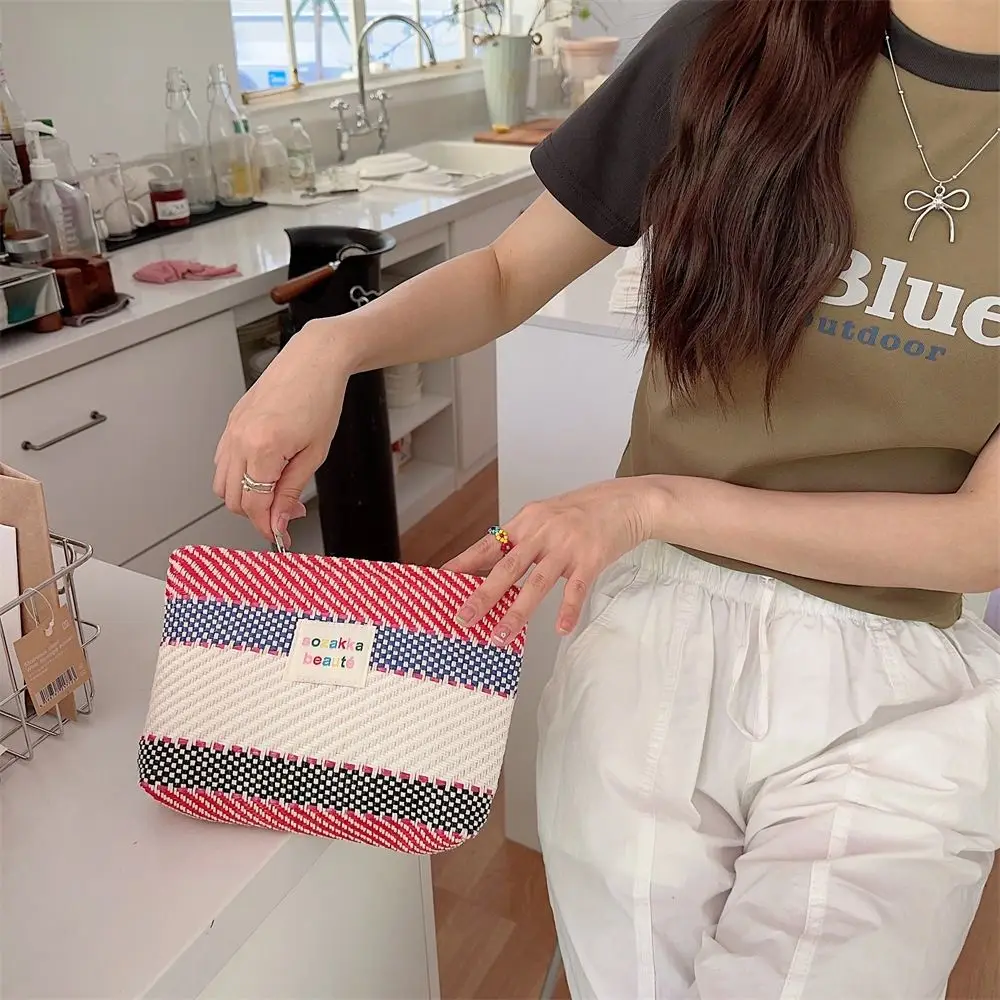Simple Colorful Woven Bag Data Cable Storage Portable Cosmetic Container Canvas Handle Coin Purse Storage Girls
Simple Colorful Woven Bag Data Cable Storage Portable Cosmetic Container Canvas Handle Coin Purse Storage Girls