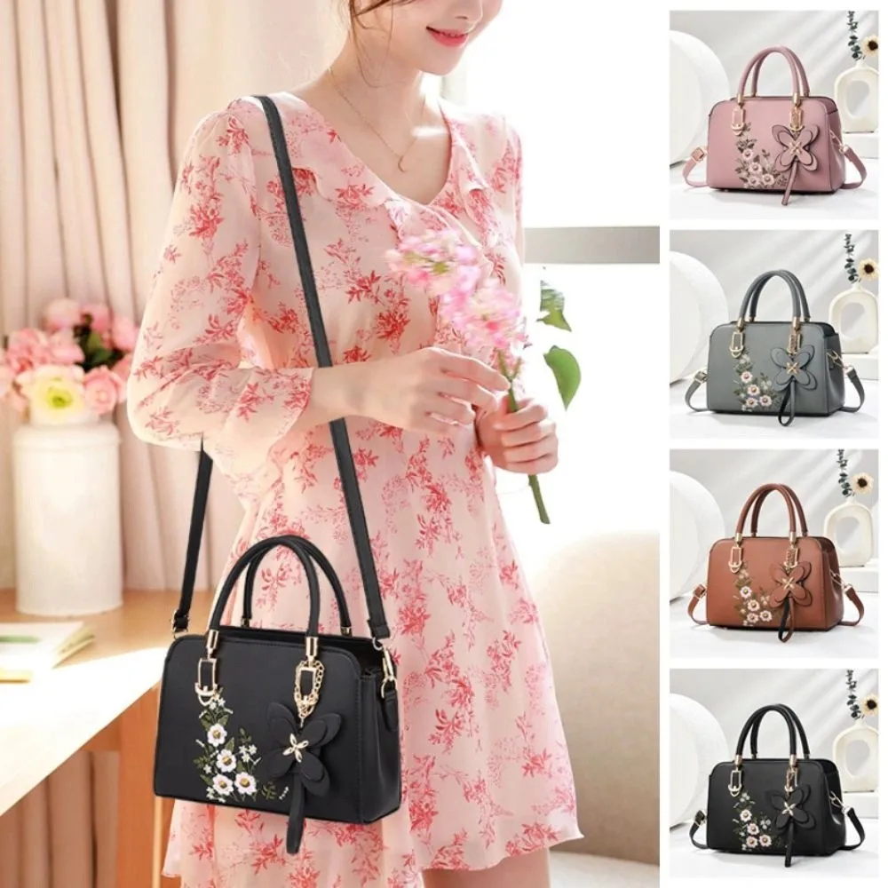 Elegant PU Mommy Bag Large Capacity Y2K Pendant Embroidery Square Bag Tote Bag Sweet Elegant Shoulder Bag Mother's Day Gift
Elegant PU Mommy Bag Large Capacity Y2K Pendant Embroidery Square Bag Tote Bag Sweet Elegant Shoulder Bag Mother's Day Gift