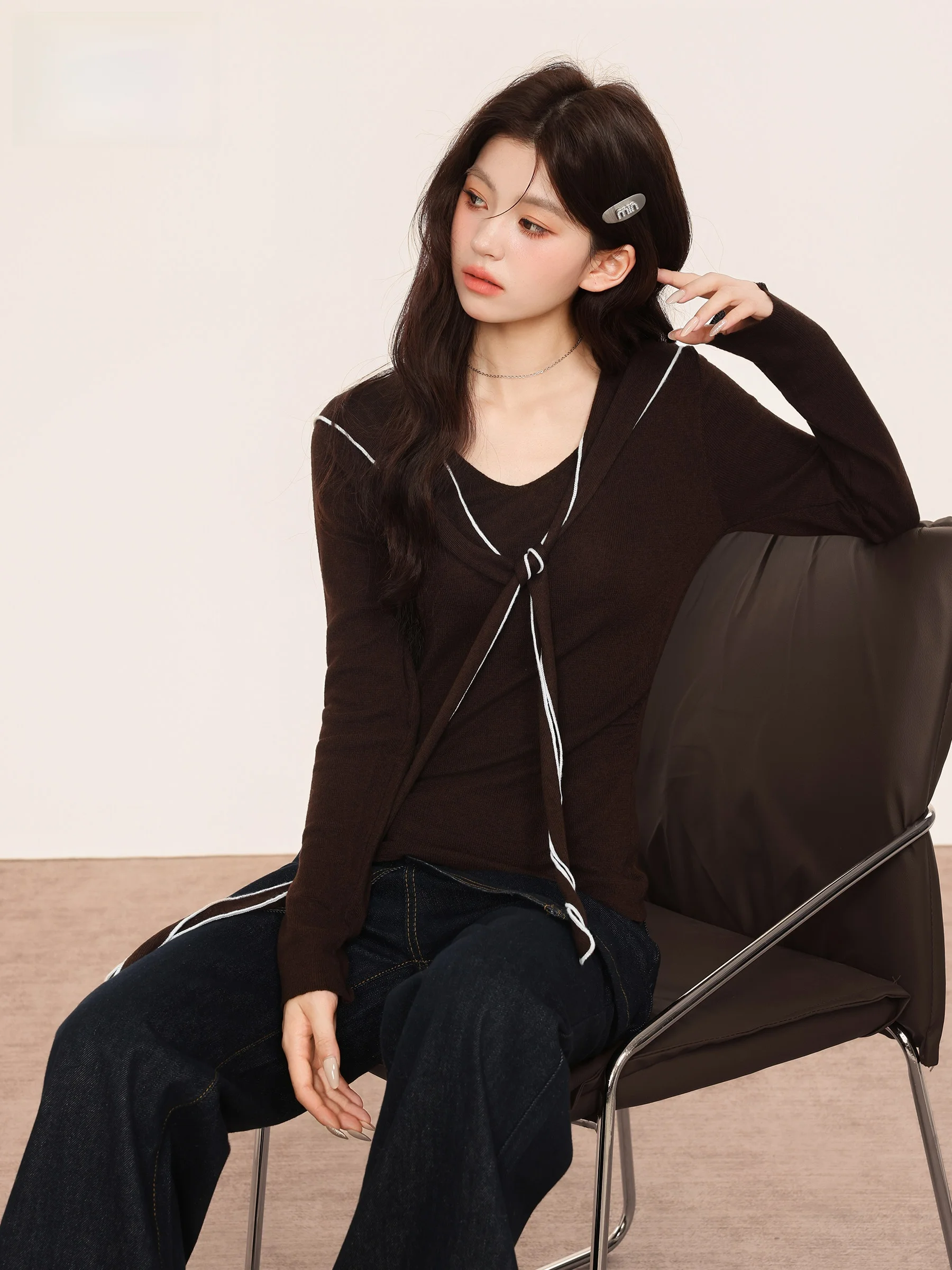 Slim Fit Long Sleeve Knitted Sweater Women's Style Naval Collar Tied Color Block Top Casual Fashion Autumn New Arrival
Slim Fit Long Sleeve Knitted Sweater Women's Style Naval Collar Tied Color Block Top Casual Fashion Autumn New Arrival